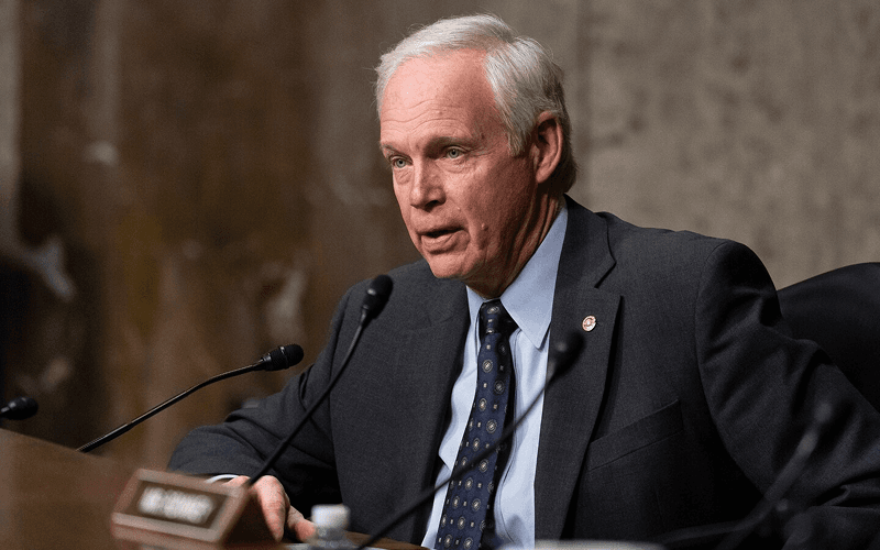 Senator Johnson falsely claims mouthwash can stop COVID